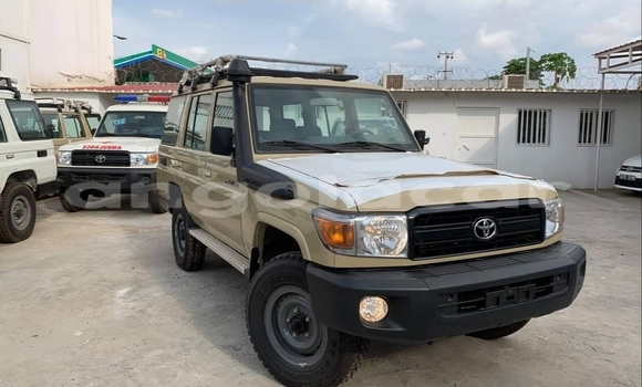 Comprar Usado Toyota Land Cruiser Outro Carro em Luanda em Luanda Province Comprar Usado Toyota Land Cruiser Outro Carro em Luanda em Luanda Province