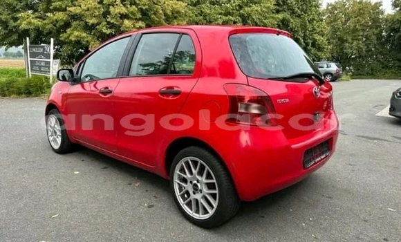 Acheter Occasion Voiture Toyota Yaris Rouge à Luanda, Province de Luanda Acheter Occasion Voiture Toyota Yaris Rouge à Luanda, Province de Luanda