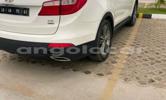 Comprar Usado Hyundai Santa Fe Branco Carro em Lobito em Benguela Comprar Usado Hyundai Santa Fe Branco Carro em Lobito em Benguela