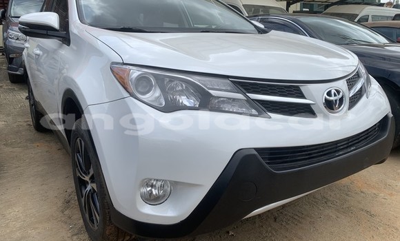 Comprar Usado Toyota RAV4 Branco Carro em Lobito em Benguela