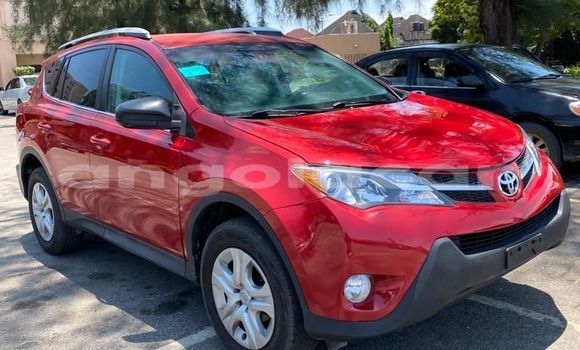 Acheter Occasion Voiture Toyota RAV4 Rouge à Lobito, Benguela