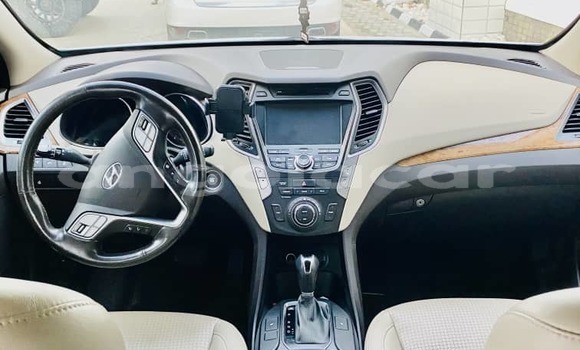 Comprar Usado Hyundai Santa Fe Branco Carro em Lobito em Benguela Comprar Usado Hyundai Santa Fe Branco Carro em Lobito em Benguela