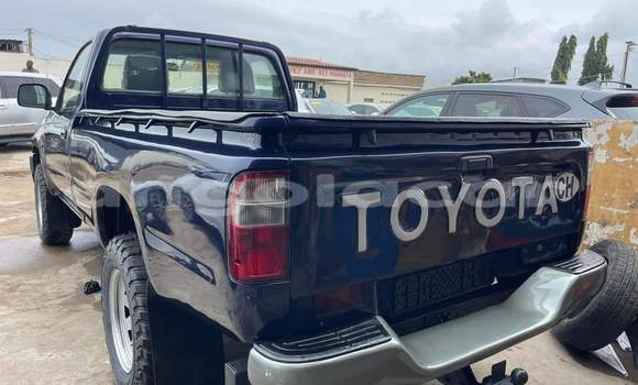 Comprar Usado Toyota Hilux Azul Carro em Luanda em Luanda Province Comprar Usado Toyota Hilux Azul Carro em Luanda em Luanda Province