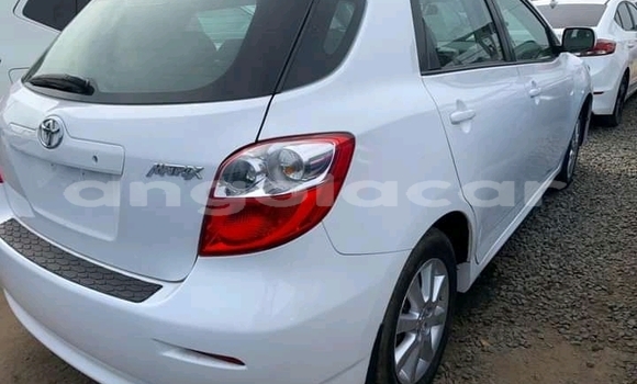 Comprar Usado Toyota Matrix Outro Carro em Lobito em Benguela Comprar Usado Toyota Matrix Outro Carro em Lobito em Benguela