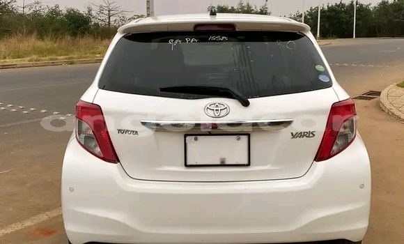 Acheter Occasion Voiture Toyota Yaris Blanc à Luanda, Province de Luanda Acheter Occasion Voiture Toyota Yaris Blanc à Luanda, Province de Luanda