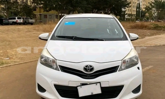 Acheter Occasion Voiture Toyota Yaris Blanc à Luanda, Province de Luanda Acheter Occasion Voiture Toyota Yaris Blanc à Luanda, Province de Luanda