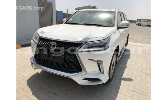 Buy Import Lexus LX White Car in Import - Dubai in Bengo Province Buy Import Lexus LX White Car in Import - Dubai in Bengo Province