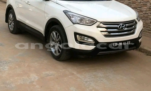 Comprar Usado Hyundai Santa Fe Branco Carro em Luanda em Luanda Province