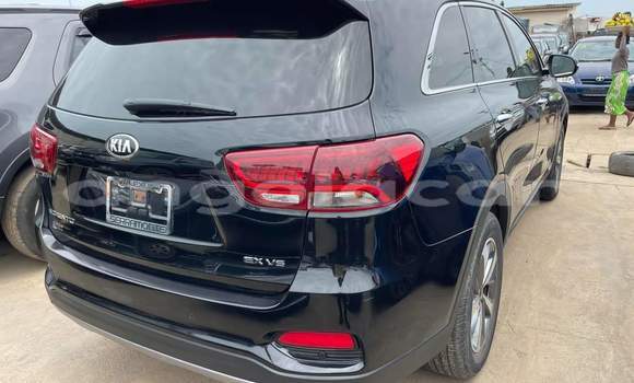 Acheter Occasion Voiture Kia Sorento Noir à Luanda, Province de Luanda Acheter Occasion Voiture Kia Sorento Noir à Luanda, Province de Luanda