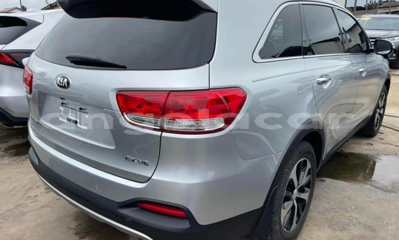 Acheter Occasion Voiture Kia Sorento Gris à Luanda, Province de Luanda Acheter Occasion Voiture Kia Sorento Gris à Luanda, Province de Luanda