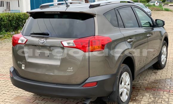 Comprar Usado Toyota RAV4 Outro Carro em Luanda em Luanda Province Comprar Usado Toyota RAV4 Outro Carro em Luanda em Luanda Province
