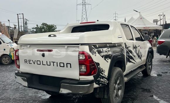 Comprar Usado Toyota Hilux Branco Carro em Lobito em Benguela Comprar Usado Toyota Hilux Branco Carro em Lobito em Benguela