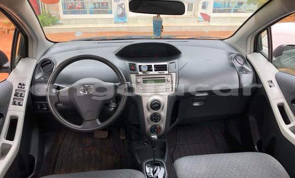 Comprar Usado Toyota Yaris Preto Carro em Luanda em Luanda Province Comprar Usado Toyota Yaris Preto Carro em Luanda em Luanda Province
