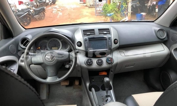 Buy Used Toyota RAV4 Black Car in Luanda in Luanda Province Buy Used Toyota RAV4 Black Car in Luanda in Luanda Province