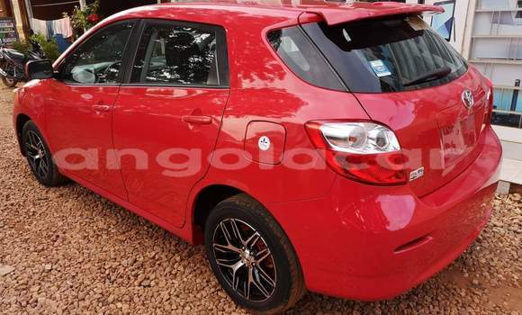 Acheter Occasion Voiture Toyota Matrix Rouge à Luanda, Province de Luanda Acheter Occasion Voiture Toyota Matrix Rouge à Luanda, Province de Luanda