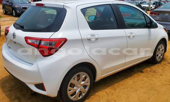 Comprar Usado Toyota Yaris Branco Carro em Luanda em Luanda Province Comprar Usado Toyota Yaris Branco Carro em Luanda em Luanda Province