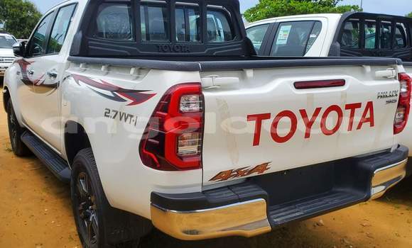 Comprar Usado Toyota Hilux Outro Carro em Luanda em Luanda Province Comprar Usado Toyota Hilux Outro Carro em Luanda em Luanda Province