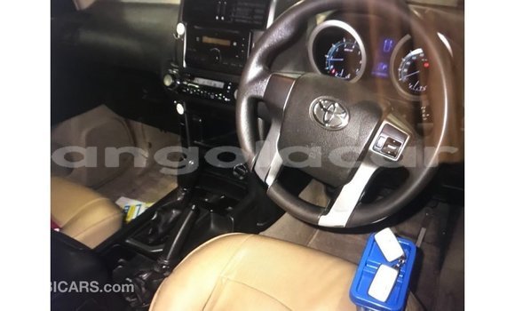 Comprar Importar Toyota Prado Branco Carro em Import - Dubai em Bengo Province Comprar Importar Toyota Prado Branco Carro em Import - Dubai em Bengo Province