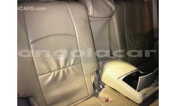 Comprar Importar Toyota Prado Branco Carro em Import - Dubai em Bengo Province Comprar Importar Toyota Prado Branco Carro em Import - Dubai em Bengo Province