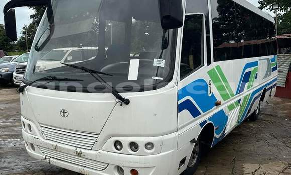 Comprar Usado Toyota Coaster Outro Carro em Luanda em Luanda Province Comprar Usado Toyota Coaster Outro Carro em Luanda em Luanda Province