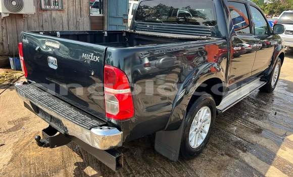 Comprar Usado Toyota Hilux Outro Carro em Luanda em Luanda Province Comprar Usado Toyota Hilux Outro Carro em Luanda em Luanda Province