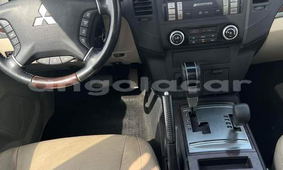 Comprar Usado Mitsubishi Pajero Branco Carro em Luanda em Luanda Province Comprar Usado Mitsubishi Pajero Branco Carro em Luanda em Luanda Province