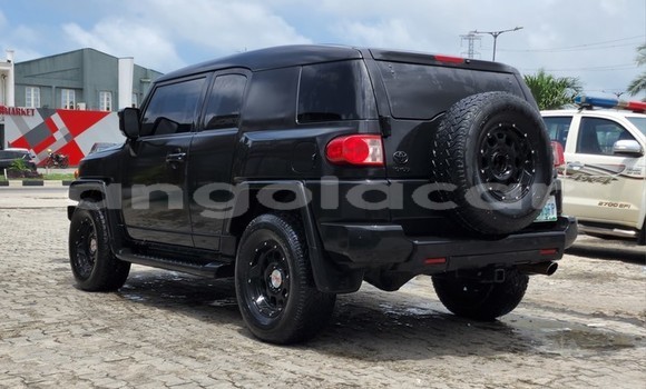Buy Used Toyota FJ Cruiser Black Car in Luanda in Luanda Province Buy Used Toyota FJ Cruiser Black Car in Luanda in Luanda Province