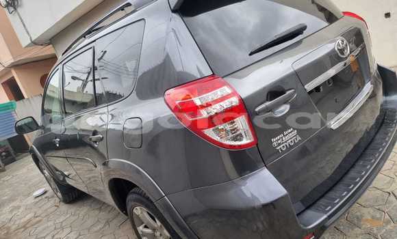Comprar Usado Toyota RAV4 Outro Carro em Lobito em Benguela Comprar Usado Toyota RAV4 Outro Carro em Lobito em Benguela