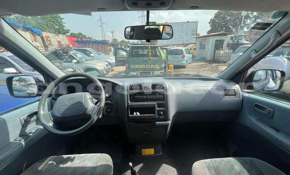 Acheter Occasion Voiture Toyota Hiace Bleu à Luanda, Province de Luanda Acheter Occasion Voiture Toyota Hiace Bleu à Luanda, Province de Luanda