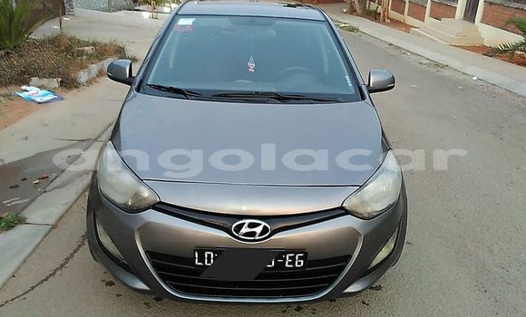 Comprar Usado Hyundai i20 Outro Carro em Luanda em Luanda Province
