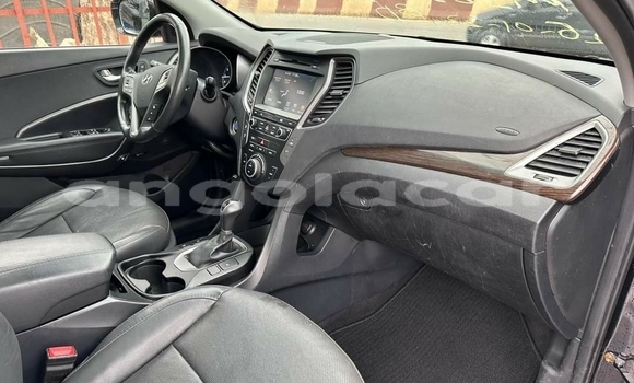 Acheter Occasion Voiture Hyundai Santa Fe Noir à Luanda, Province de Luanda Acheter Occasion Voiture Hyundai Santa Fe Noir à Luanda, Province de Luanda