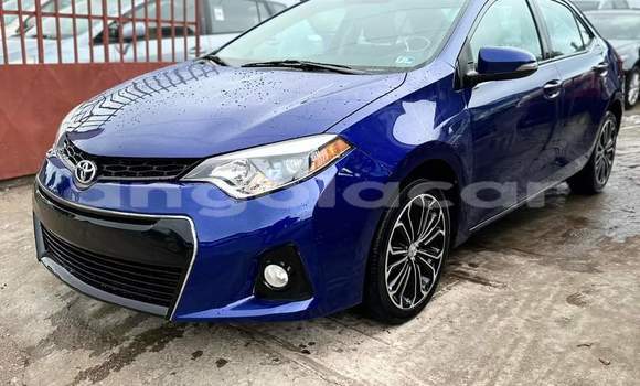 Acheter Occasion Voiture Toyota Corolla Bleu à Luanda, Province de Luanda