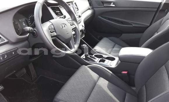 Acheter Occasion Voiture Hyundai Tucson Bleu à Luanda, Province de Luanda Acheter Occasion Voiture Hyundai Tucson Bleu à Luanda, Province de Luanda