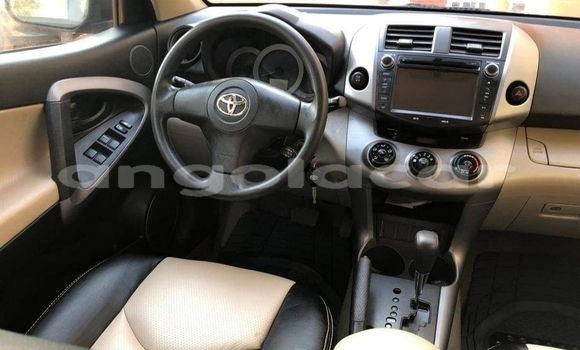 Acheter Occasion Voiture Toyota RAV4 Noir à Luanda, Province de Luanda Acheter Occasion Voiture Toyota RAV4 Noir à Luanda, Province de Luanda
