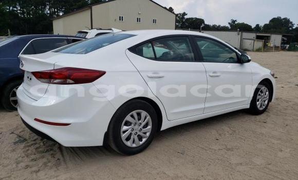 Comprar Usado Hyundai Elantra Branco Carro em Luanda em Luanda Province Comprar Usado Hyundai Elantra Branco Carro em Luanda em Luanda Province