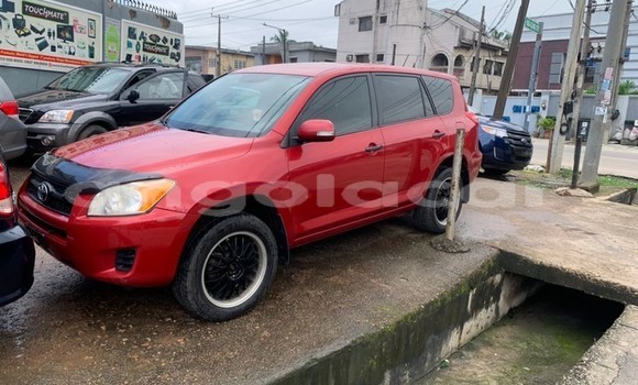 Buy Used Toyota RAV4 Red Car in Luanda in Luanda Province