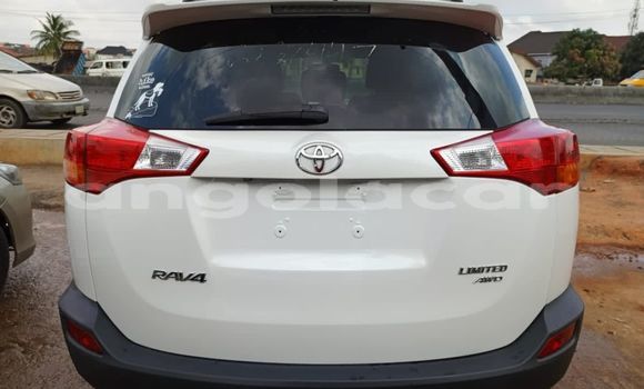 Comprar Usado Toyota RAV4 Branco Carro em Luanda em Luanda Province Comprar Usado Toyota RAV4 Branco Carro em Luanda em Luanda Province