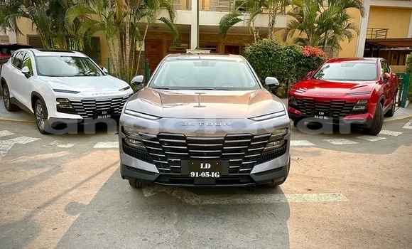 Comprar Usado JAC J2 (Yueyue) Vermelho Carro em Luanda em Luanda Province Comprar Usado JAC J2 (Yueyue) Vermelho Carro em Luanda em Luanda Province
