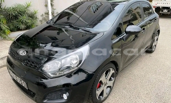 Acheter Occasion Voiture Kia rio Noir à Luanda, Province de Luanda