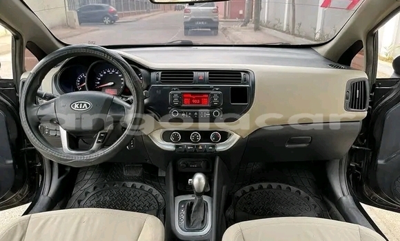 Buy Used Kia rio Black Car in Luanda in Luanda Province Buy Used Kia rio Black Car in Luanda in Luanda Province