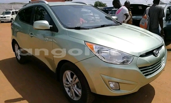 Buy Used Hyundai Tucson White Car in Luanda in Luanda Province Buy Used Hyundai Tucson White Car in Luanda in Luanda Province