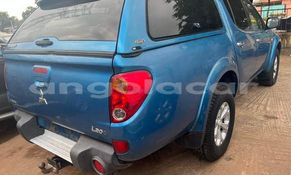 Comprar Usado Mitsubishi L200 Azul Carro em Luanda em Luanda Province Comprar Usado Mitsubishi L200 Azul Carro em Luanda em Luanda Province