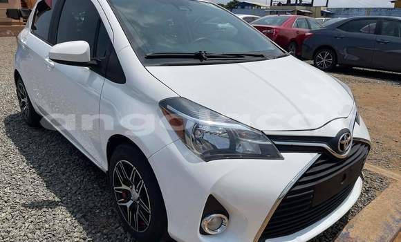 Buy Used Toyota Yaris White Car in Luanda in Luanda Province Buy Used Toyota Yaris White Car in Luanda in Luanda Province