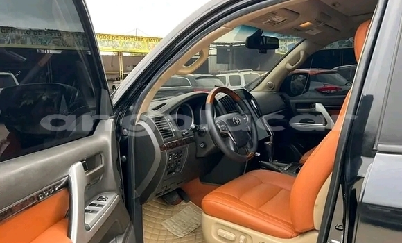 Comprar Usado Toyota Land Cruiser Preto Carro em Luanda em Luanda Province Comprar Usado Toyota Land Cruiser Preto Carro em Luanda em Luanda Province