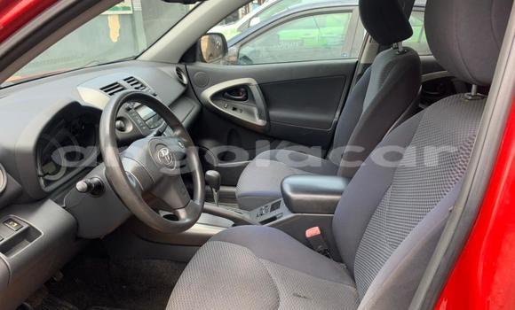 Comprar Usado Toyota RAV4 Vermelho Carro em Luanda em Luanda Province Comprar Usado Toyota RAV4 Vermelho Carro em Luanda em Luanda Province