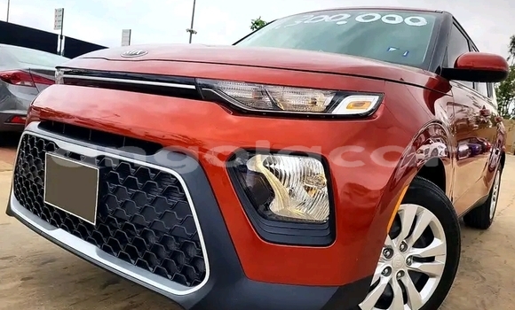 Comprar Usado Kia Soul Vermelho Carro em Luanda em Luanda Province
