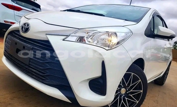 Buy Used Toyota Yaris White Car in Luanda in Luanda Province Buy Used Toyota Yaris White Car in Luanda in Luanda Province