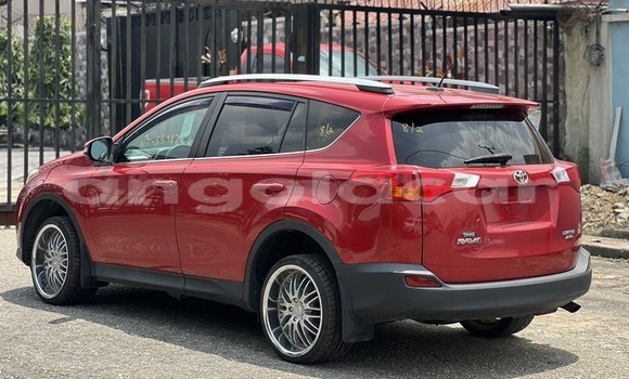 Buy Used Toyota RAV4 Red Car in Luanda in Luanda Province Buy Used Toyota RAV4 Red Car in Luanda in Luanda Province