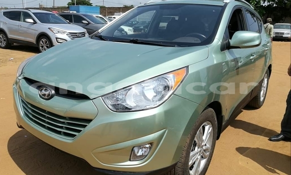 Buy Used Hyundai Tucson Green Car in Luanda in Luanda Province Buy Used Hyundai Tucson Green Car in Luanda in Luanda Province