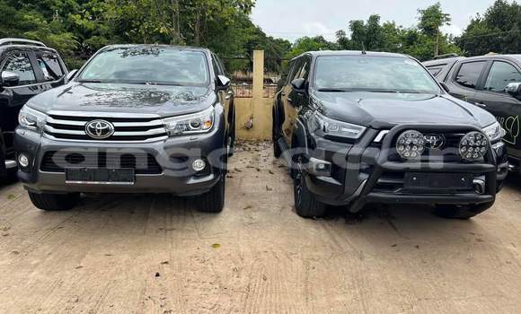 Comprar Usado Toyota Hilux Preto Carro em Luanda em Luanda Province Comprar Usado Toyota Hilux Preto Carro em Luanda em Luanda Province